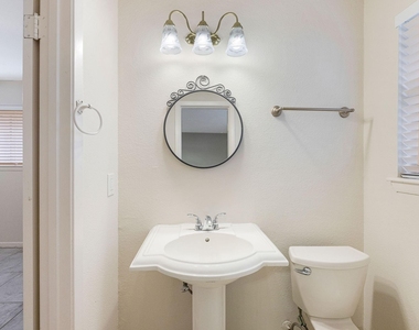 5554 Beechnut Street - Photo Thumbnail 11