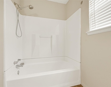 539 Belwin Drive - Photo Thumbnail 24