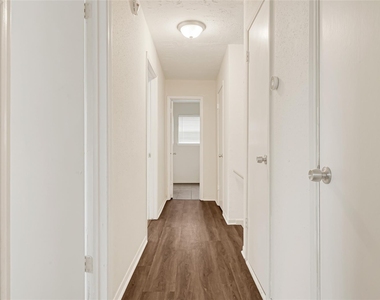 539 Belwin Drive - Photo Thumbnail 21