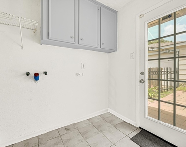 539 Belwin Drive - Photo Thumbnail 30