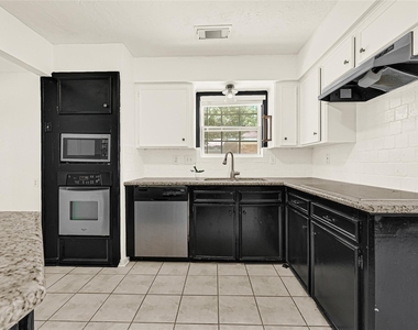 539 Belwin Drive - Photo Thumbnail 11