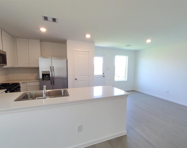 26810 Scarlet Willow Drive - Photo Thumbnail 22