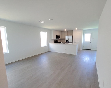 26810 Scarlet Willow Drive - Photo Thumbnail 21