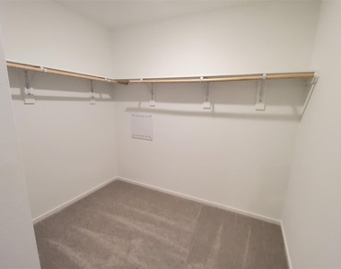 26810 Scarlet Willow Drive - Photo Thumbnail 15