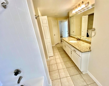 2350 Westcreek Lane - Photo Thumbnail 6