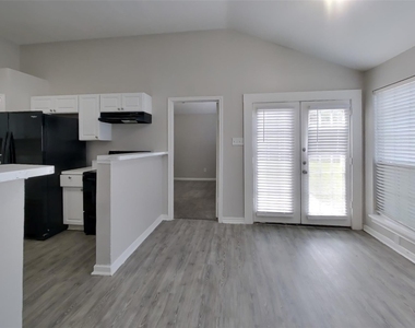 18311 Autumn Trails Lane - Photo Thumbnail 3