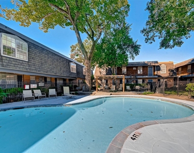 9023 Gaylord Street - Photo Thumbnail 13