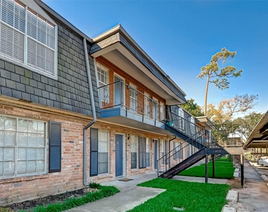 9023 Gaylord Street - Photo Thumbnail 10