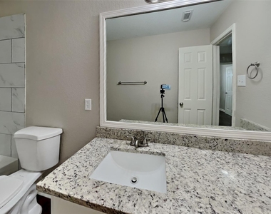 6439 Lily Hollow Court - Photo Thumbnail 15