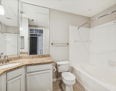 5353 Memorial Drive - Photo Thumbnail 9