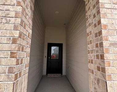 6324 Amberose Peak Lane - Photo Thumbnail 6