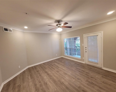 2350 Westcreek Lane - Photo Thumbnail 2