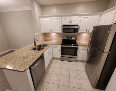 2350 Westcreek Lane - Photo Thumbnail 15