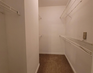 2350 Westcreek Lane - Photo Thumbnail 7