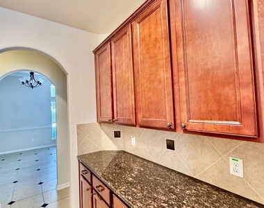 26123 Ginger Gable Lane - Photo Thumbnail 8