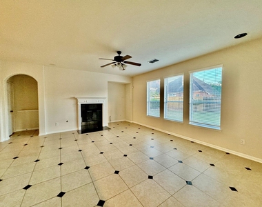 26123 Ginger Gable Lane - Photo Thumbnail 5