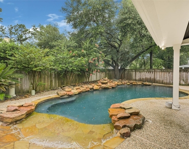 29 Dover Drive - Photo Thumbnail 23