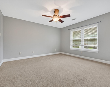 29 Dover Drive - Photo Thumbnail 17