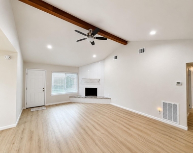 7303 Augustine Drive - Photo Thumbnail 10