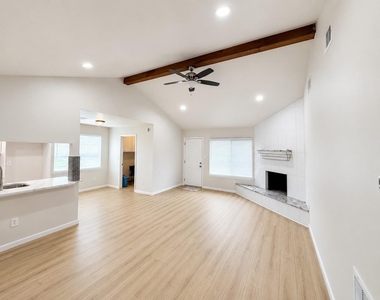 7303 Augustine Drive - Photo Thumbnail 4