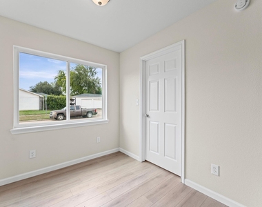 7303 Augustine Drive - Photo Thumbnail 17