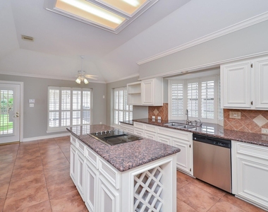 23206 Cinco Park Place Court - Photo Thumbnail 6