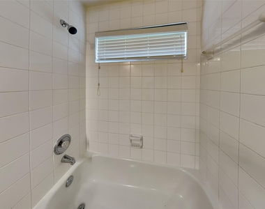 6630 Grant Drive - Photo Thumbnail 15