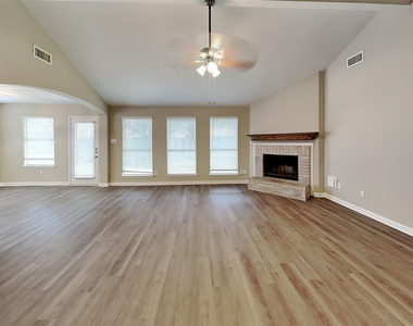 6630 Grant Drive - Photo Thumbnail 5