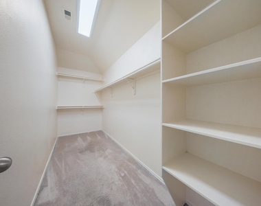 5015 Bridgecrossing Court - Photo Thumbnail 18