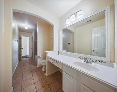 5015 Bridgecrossing Court - Photo Thumbnail 14