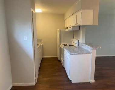 918 Heights Boulevard - Photo Thumbnail 1