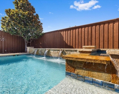 1121 London Drive - Photo Thumbnail 48