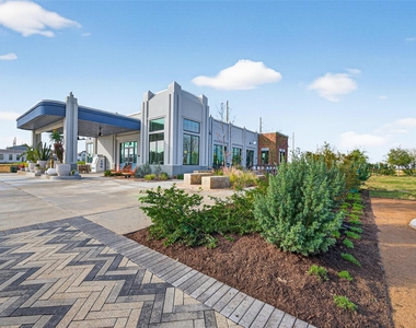 1213 Mercantile Street - Photo Thumbnail 41
