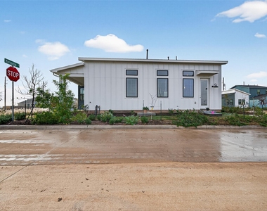 1213 Mercantile Street - Photo Thumbnail 32
