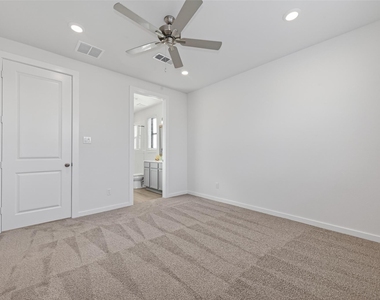 1213 Mercantile Street - Photo Thumbnail 20