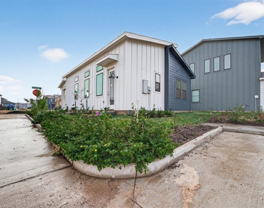 1213 Mercantile Street - Photo Thumbnail 33