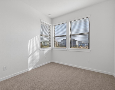 1213 Mercantile Street - Photo Thumbnail 28