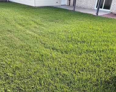 3207 E Heatherock Circle - Photo Thumbnail 21