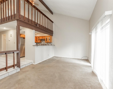 12926 Greenway Chase Court - Photo Thumbnail 3