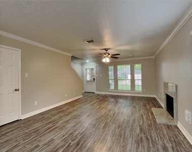 18807 Sandia Pines Drive - Photo Thumbnail 2