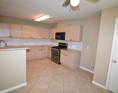 3903 Brighton Springs Lane - Photo Thumbnail 6