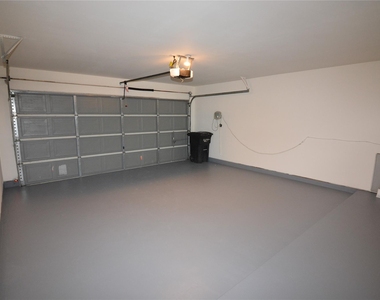 3903 Brighton Springs Lane - Photo Thumbnail 23