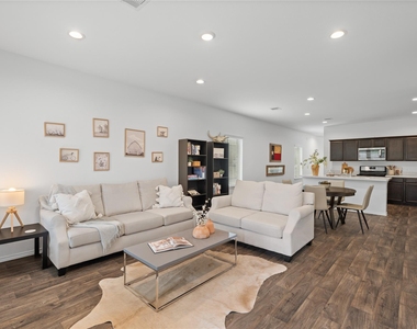 22306 Forest Gorge Lane - Photo Thumbnail 7