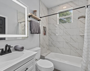 1015 Brooks Street - Photo Thumbnail 14