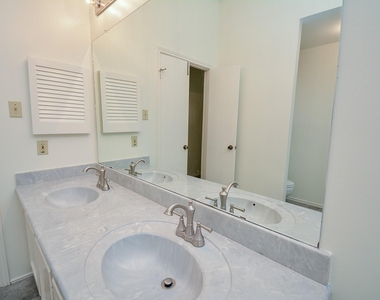 2314 Bent River Drive - Photo Thumbnail 18