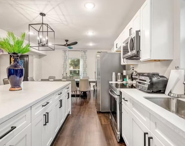 3741 Charleston Street - Photo Thumbnail 12