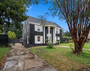 3741 Charleston Street - Photo Thumbnail 1