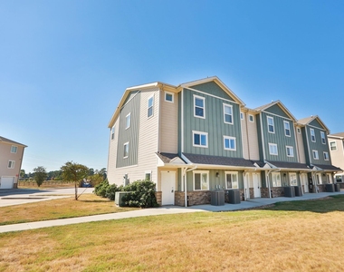21155 Gosling Road - Photo Thumbnail 26