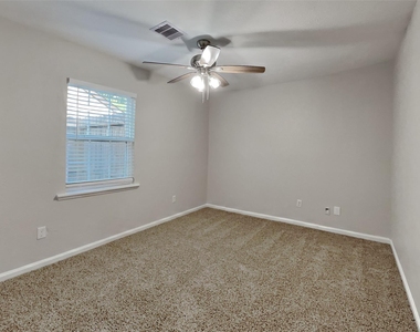 16911 Cairngale Street - Photo Thumbnail 13