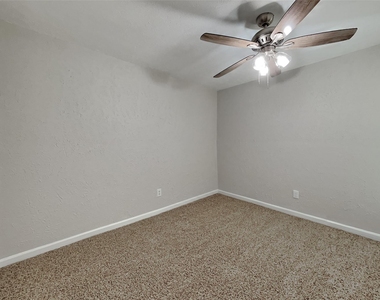 16911 Cairngale Street - Photo Thumbnail 11